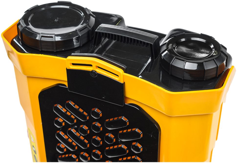 Опрыскиватель аккумуляторный SP-16AC Huter 70/13/29
