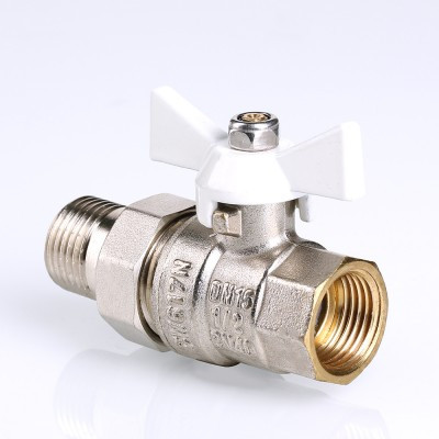 Кран шаровой Valtec BASE с полусгоном 1/2" вн.-нар. белая рукоятка