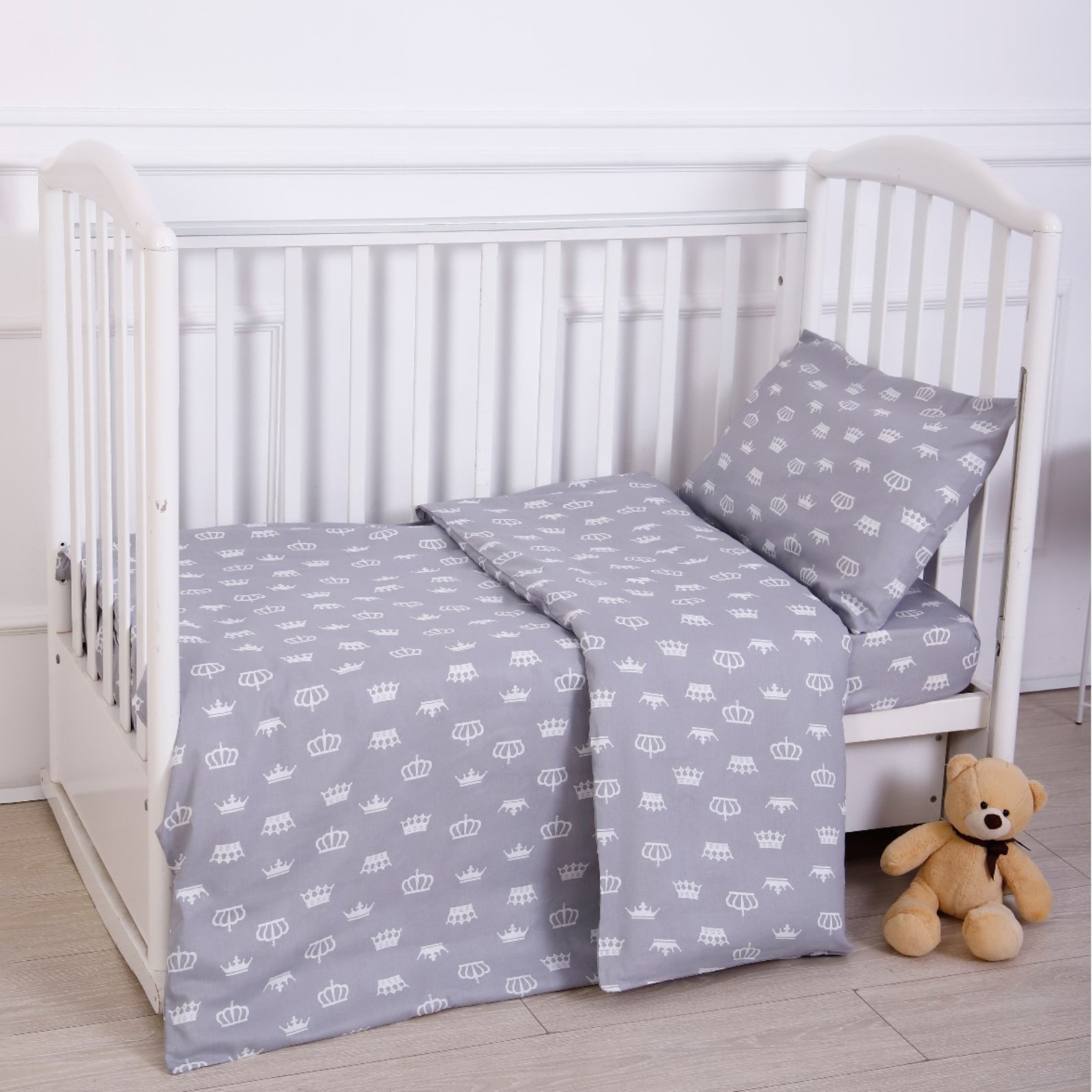 КПБ BABY Короны серый 112х147 см,60х120 см на резинке, 40х60 см,бязь 125 гр/м,хл100%