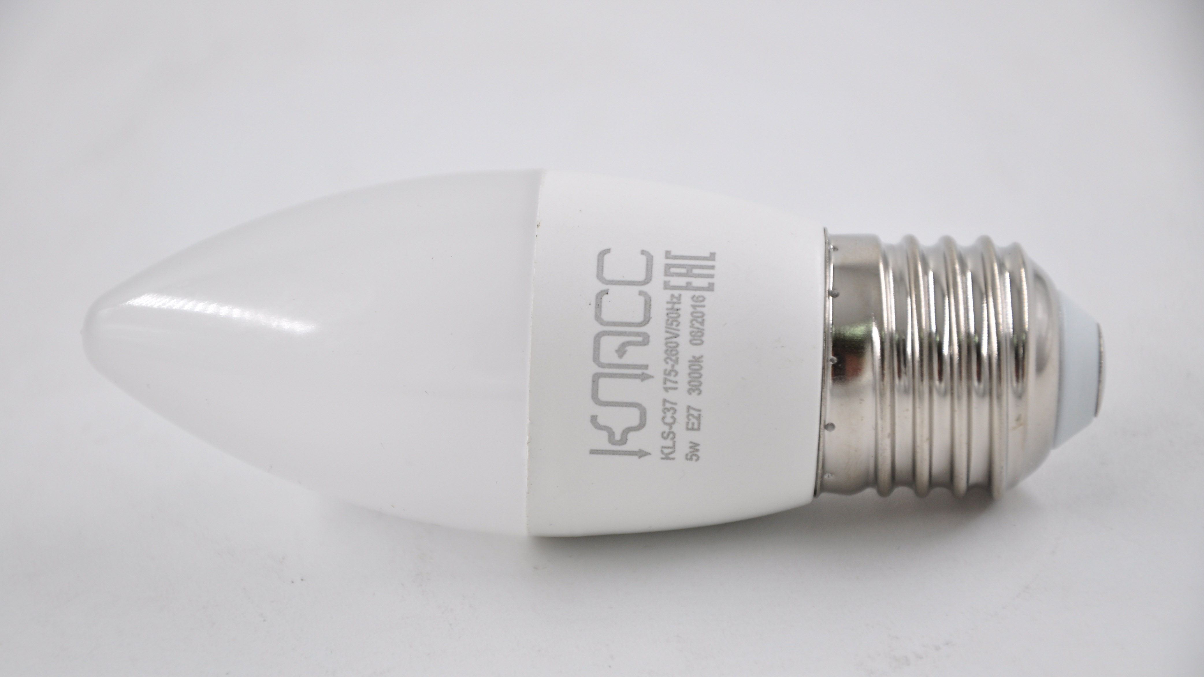 Светодиодная(LED)Лампа Класс-C37-05W/3000/E27свеча