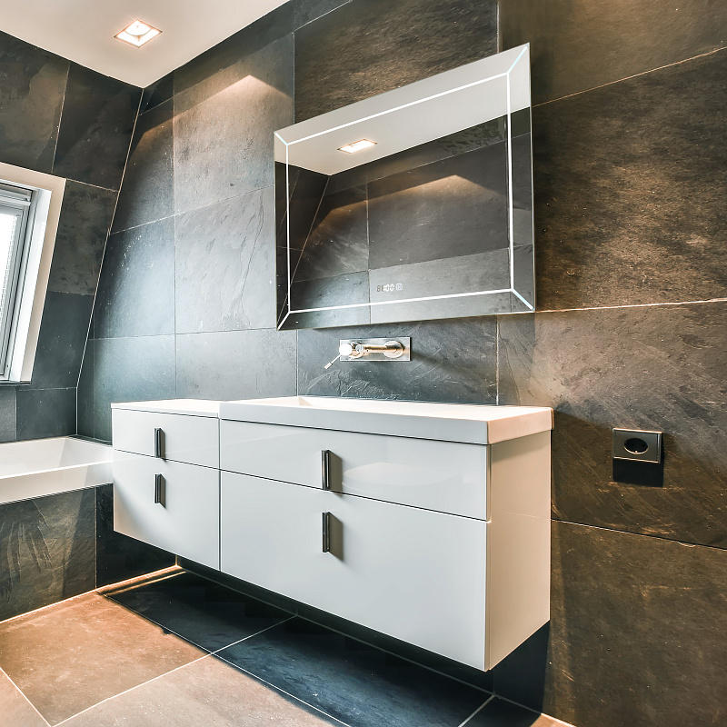Зеркало AZARIO VOLL 800*600-4 сенсор выкл+часы