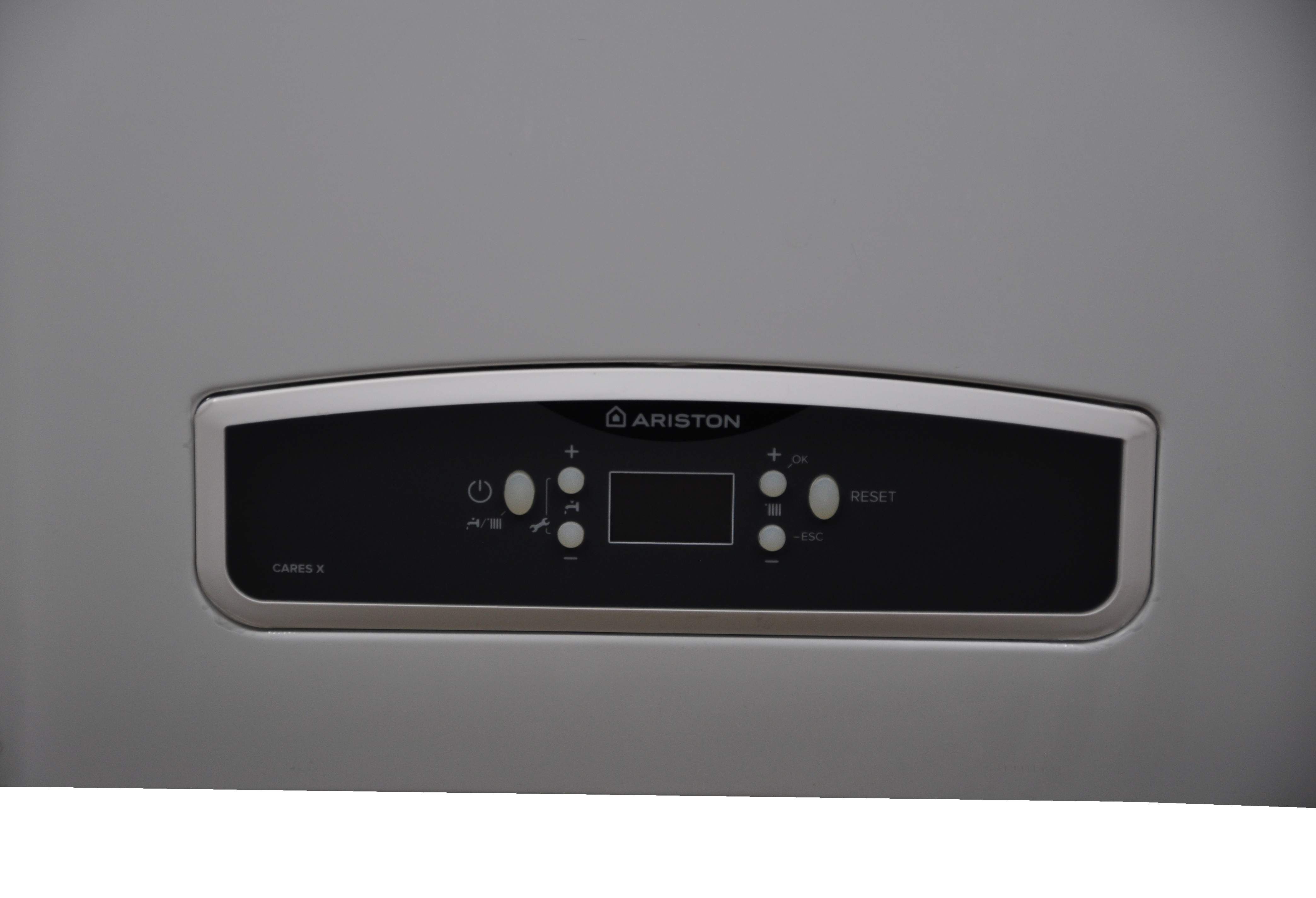 Котел газовый Ariston CARES X 24 CF NG настенный